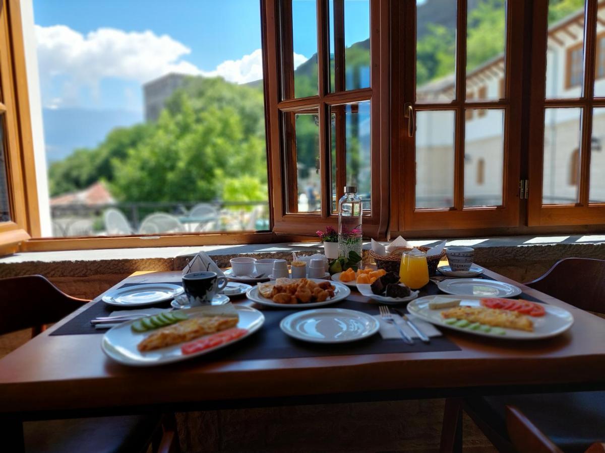 Rose Garden Hotel Gjirokastra Kültér fotó