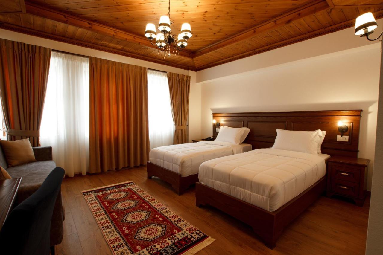 Rose Garden Hotel Gjirokastra Kültér fotó