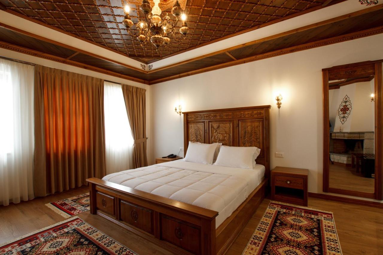 Rose Garden Hotel Gjirokastra Kültér fotó