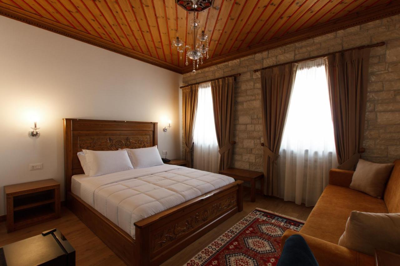 Rose Garden Hotel Gjirokastra Kültér fotó