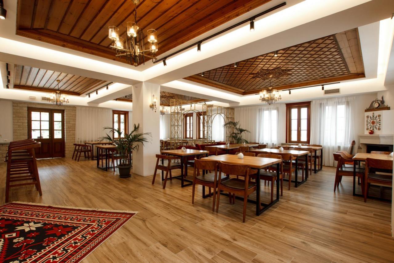 Rose Garden Hotel Gjirokastra Kültér fotó