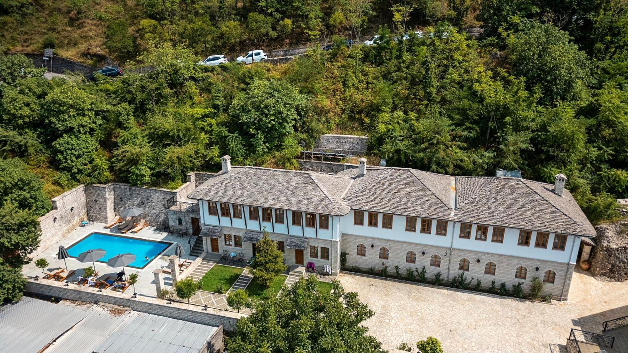 Rose Garden Hotel Gjirokastra Kültér fotó